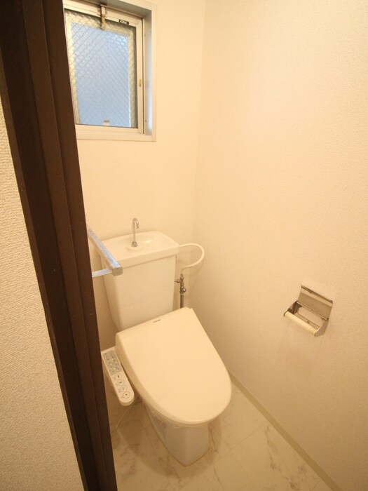 物件内観写真13　(トイレ)