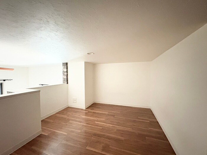 物件内観写真9　(ロフト)