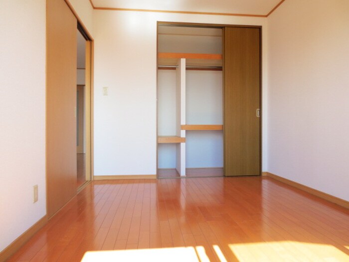 物件内観写真6　(居室)