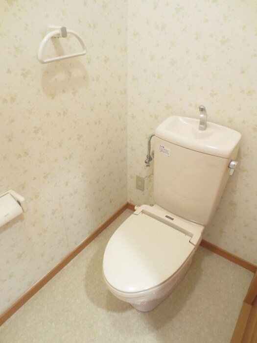 物件内観写真11　(トイレ)