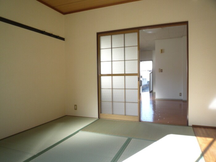 物件内観写真16　(居室)