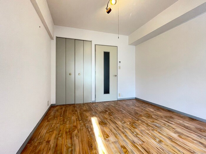 物件内観写真11　(居室)