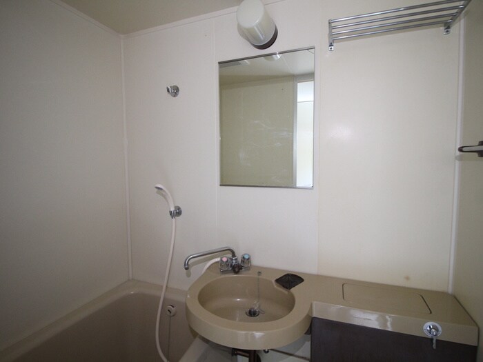 物件内観写真15　(洗面)