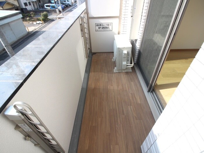 物件内観写真16　(ベランダ・バルコニー)