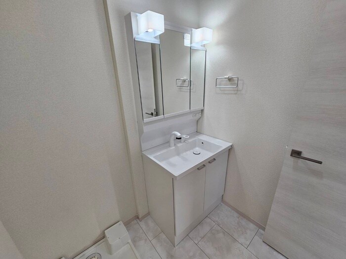 物件内観写真10　(洗面)