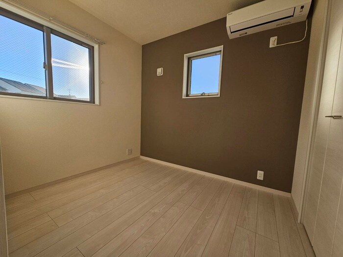 物件内観写真18　(居室)