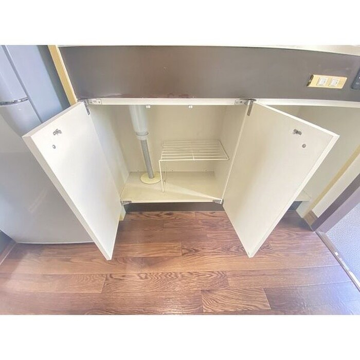 物件内観写真15　(靴箱)