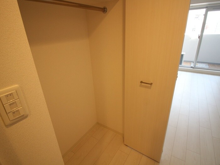 物件内観写真9　(収納)