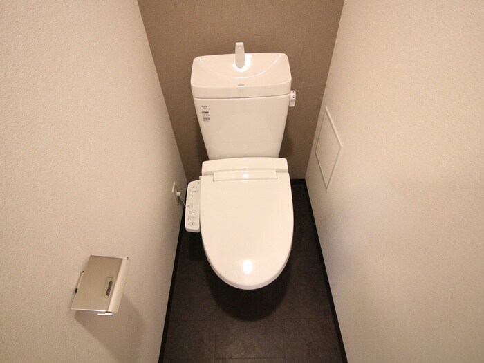 物件内観写真14　(トイレ)