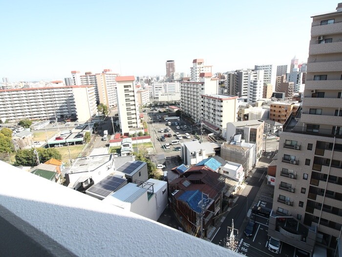 物件内観写真22　(室内からの展望)