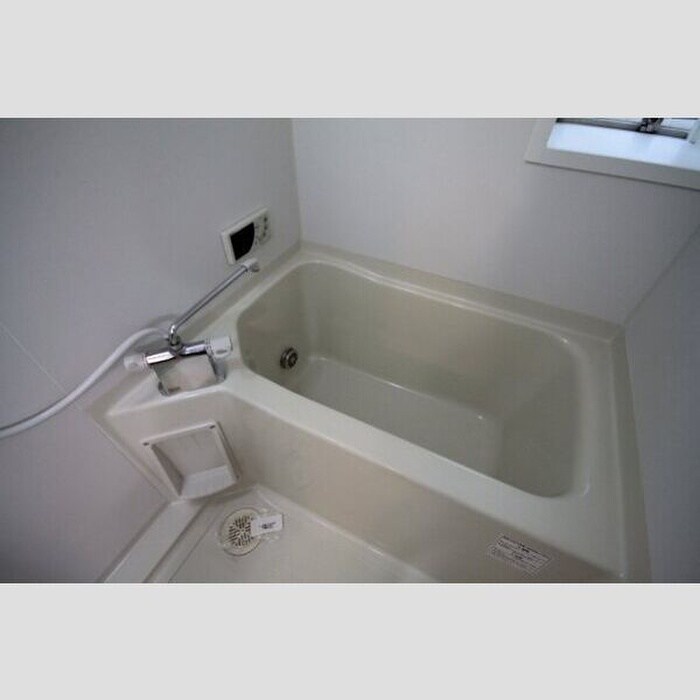 物件内観写真2　(バス／シャワールーム等)