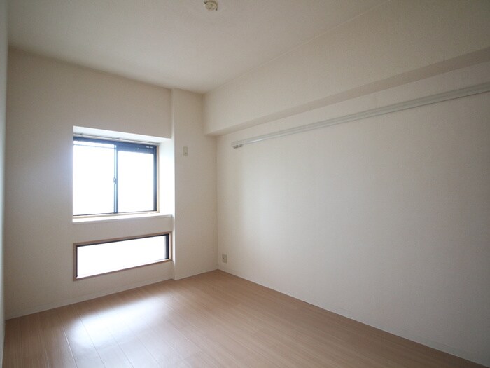 物件内観写真10　(内観写真)