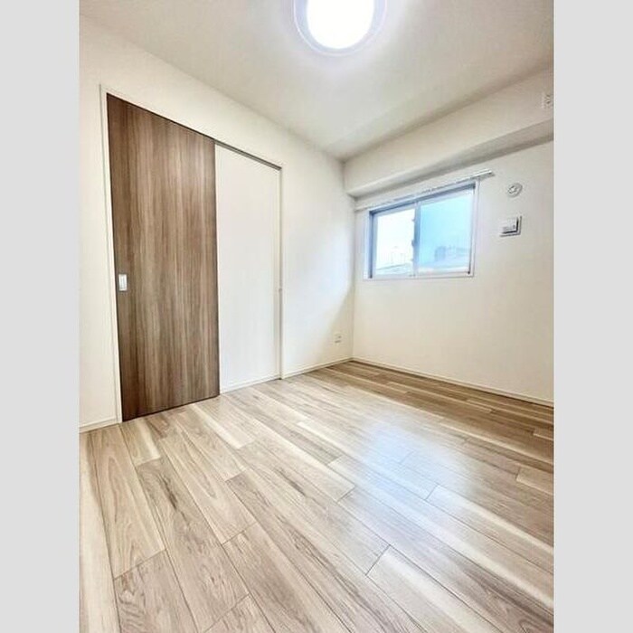 物件内観写真5　(居室)