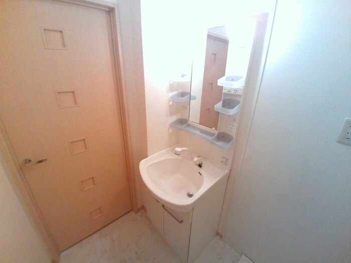 物件内観写真6　(洗面)