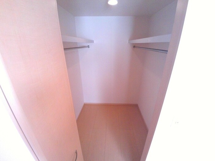 物件内観写真9　(収納)