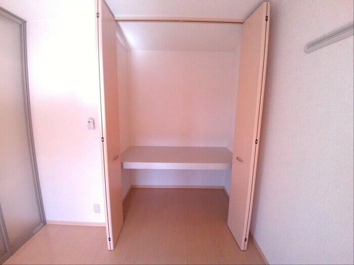 物件内観写真14　(収納)