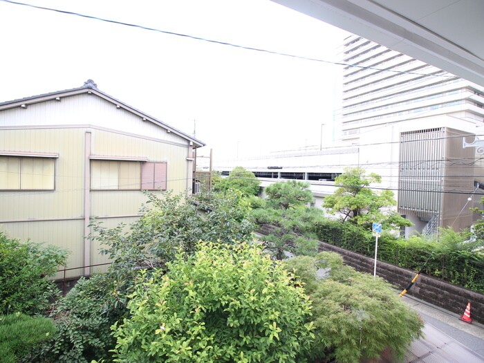 物件内観写真22　(室内からの展望)