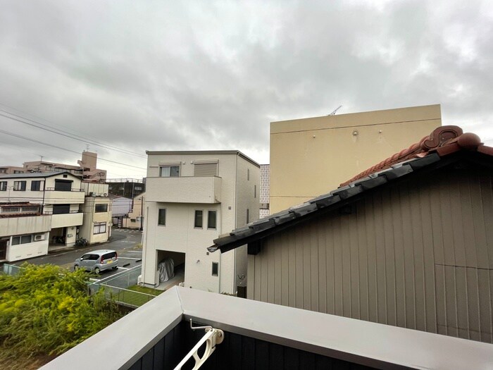 物件内観写真14　(室内からの展望)