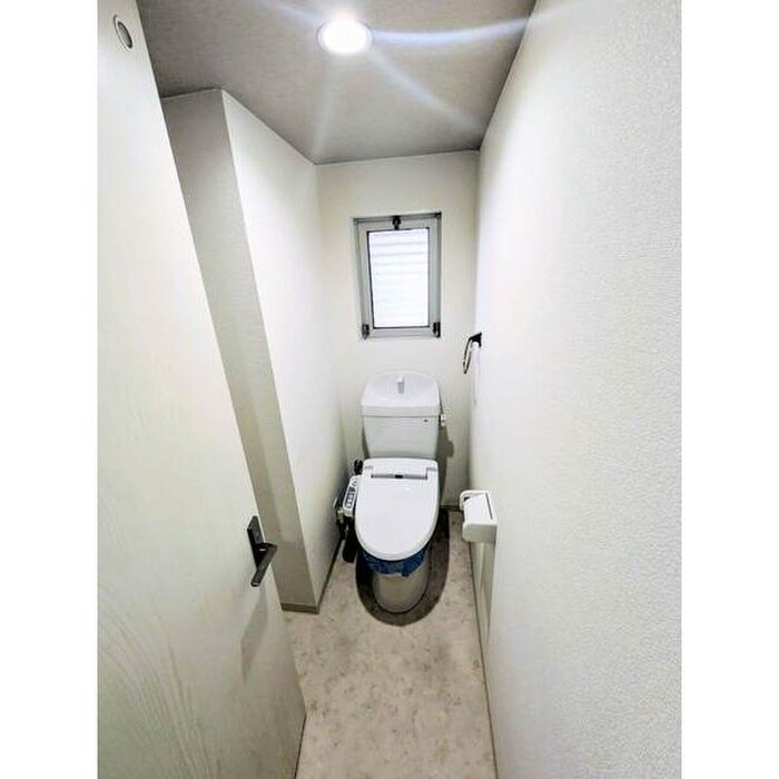 物件内観写真13　(トイレ)