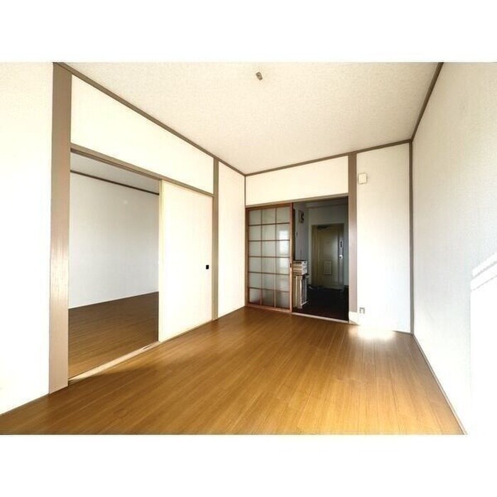 物件内観写真7　(居室)