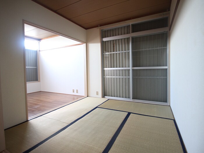 物件内観写真8　(居室)