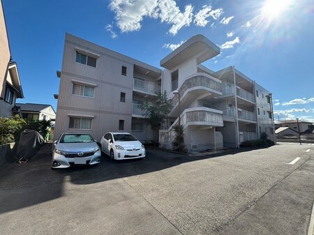 ミスカニア八事外観写真