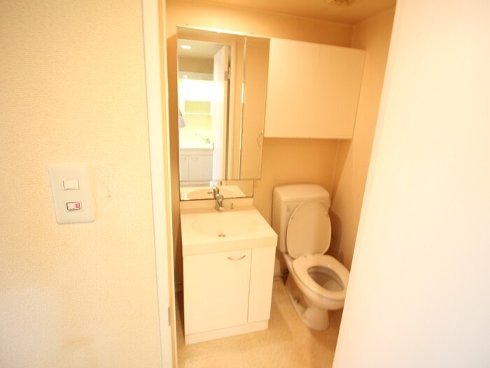 物件内観写真11　(洗面)