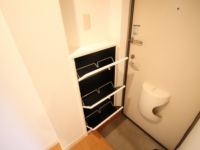 物件内観写真15　(靴箱)