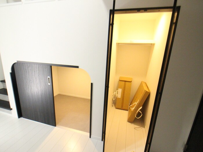 物件内観写真10　(洗面)