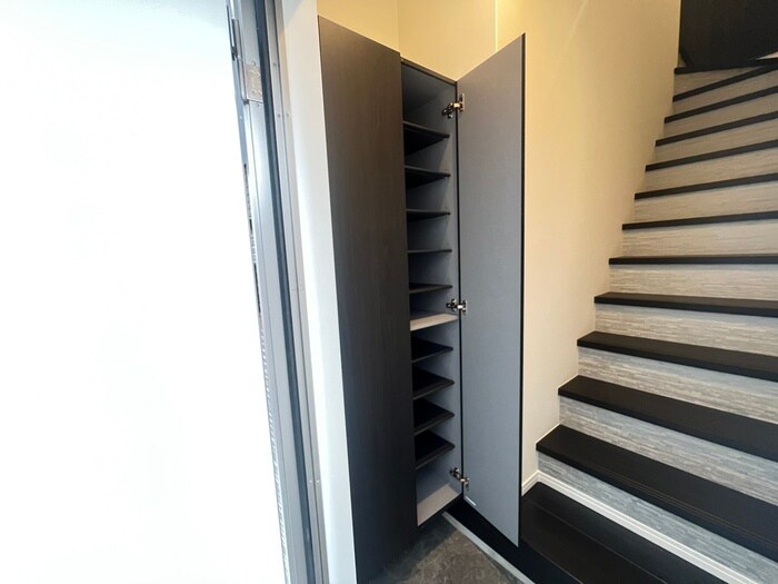 物件内観写真11　(靴箱)