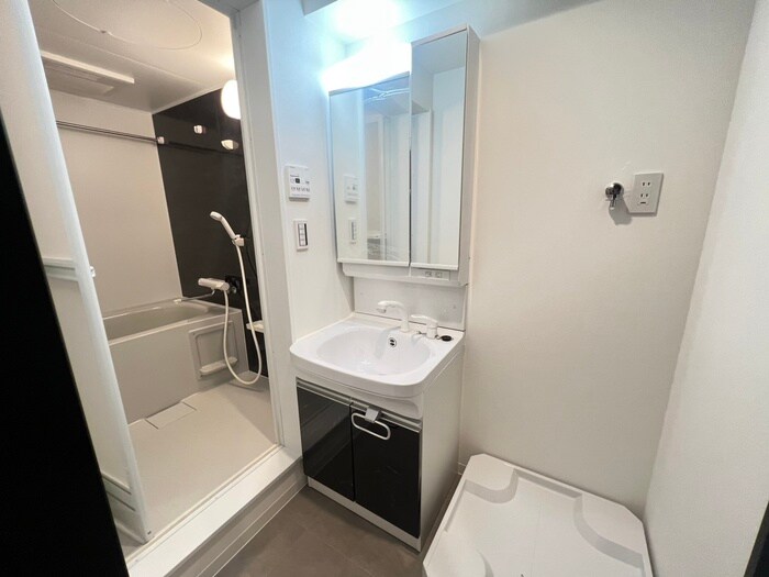 物件内観写真12　(洗面)