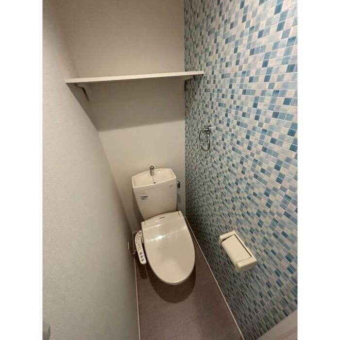 物件内観写真4　(トイレ)