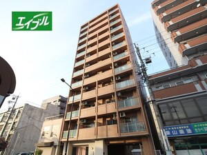 リヴェ－ル白壁外観写真