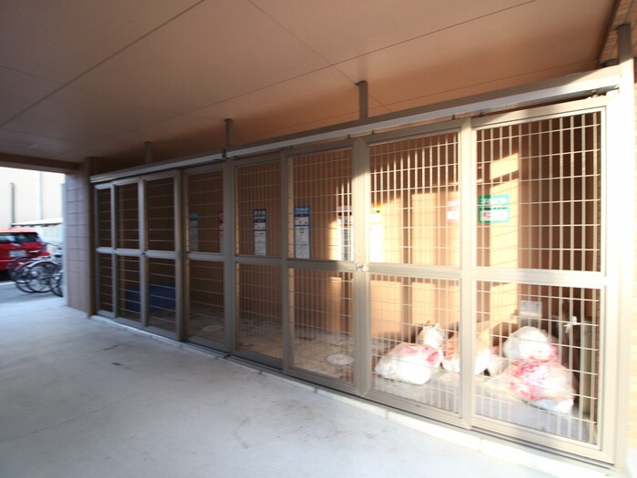 物件外観写真6　(建物設備)