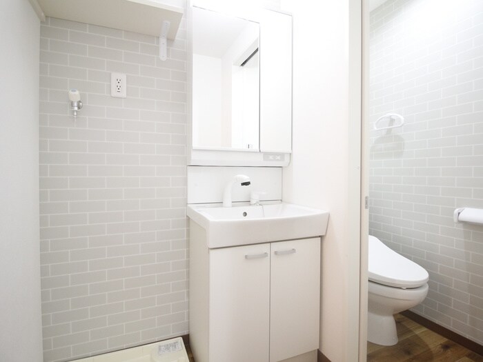 物件内観写真16　(洗面)