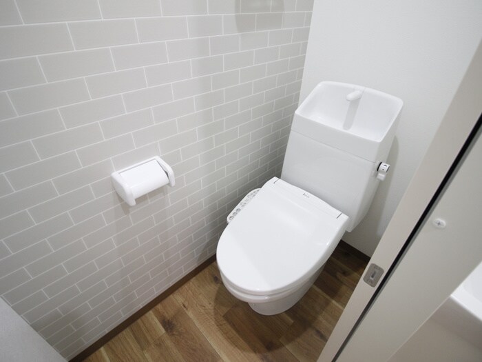 物件内観写真19　(トイレ)