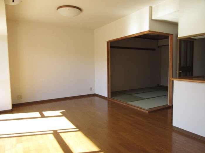 物件内観写真11　(居室)