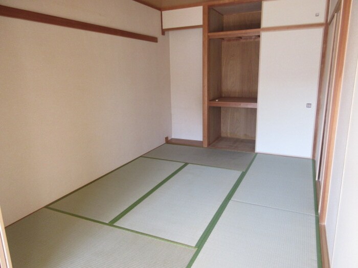 物件内観写真13　(居室)