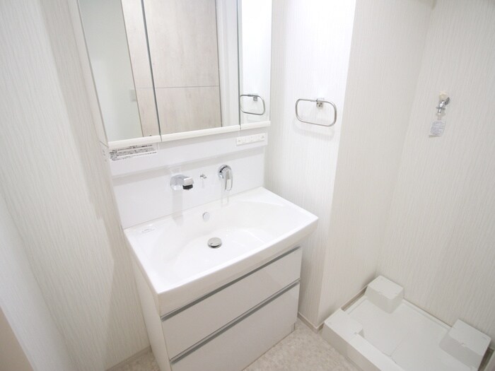 物件内観写真13　(洗面)