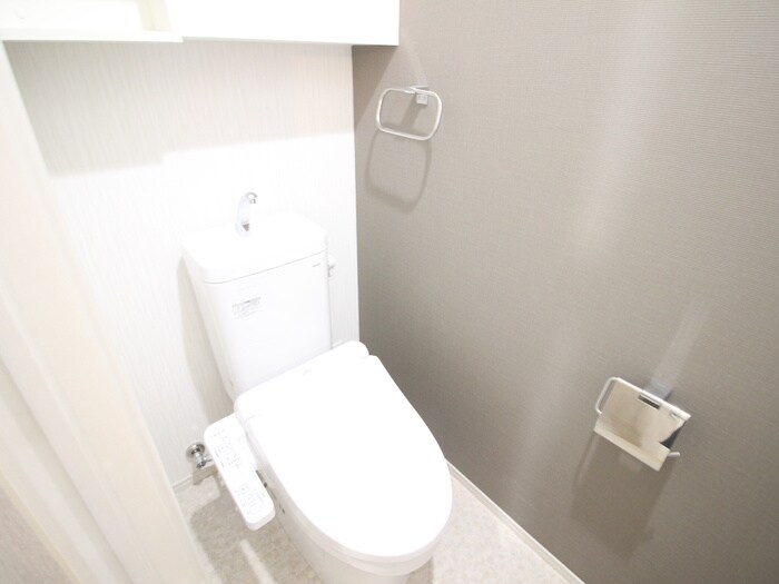 物件内観写真15　(トイレ)