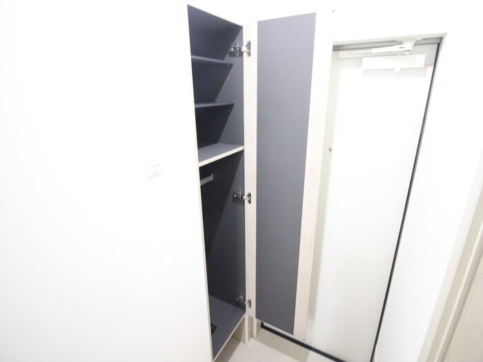 物件内観写真16　(靴箱)