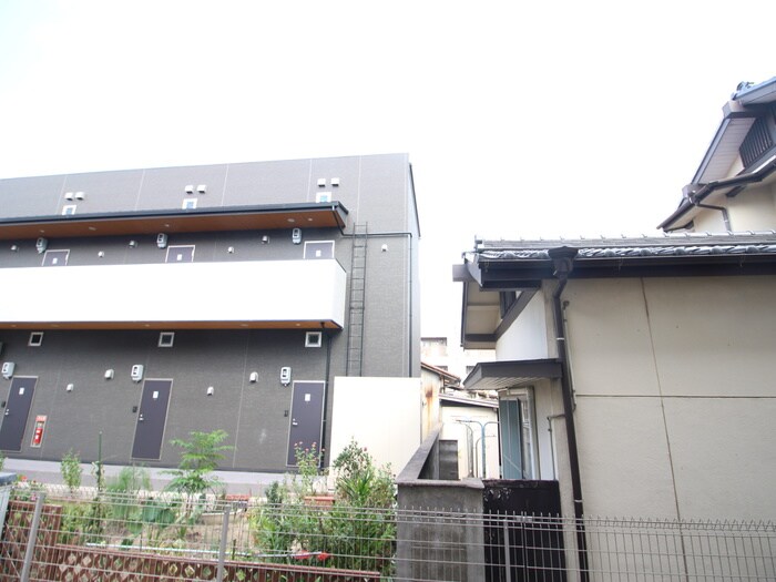 物件内観写真19　(室内からの展望)