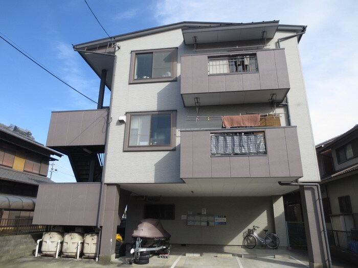 コーポ松岡の物件外観写真