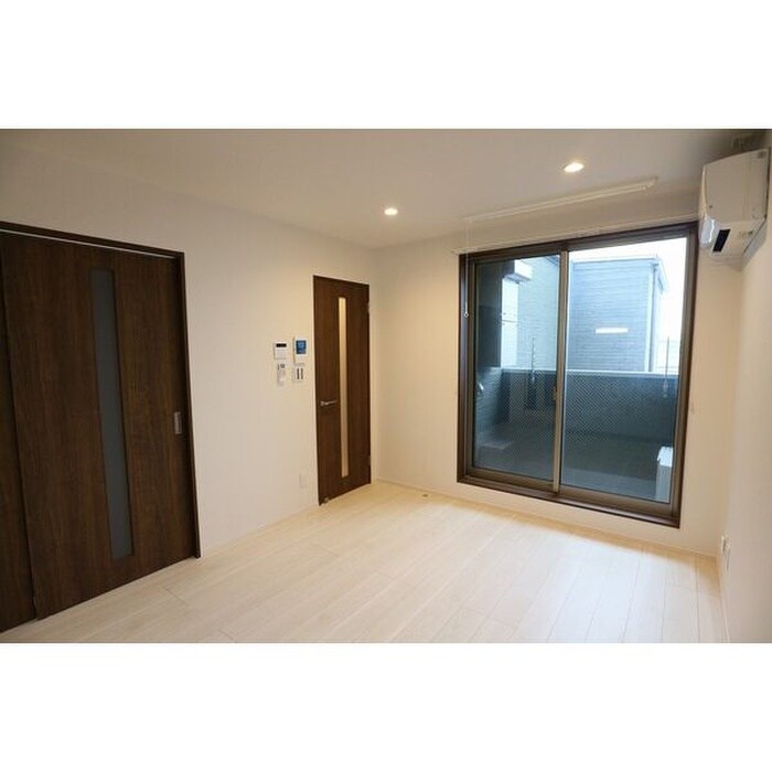 物件内観写真4　(居室)