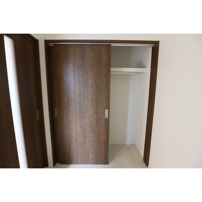 物件内観写真10　(収納)