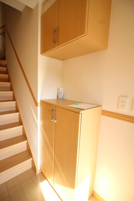 物件内観写真19　(靴箱)