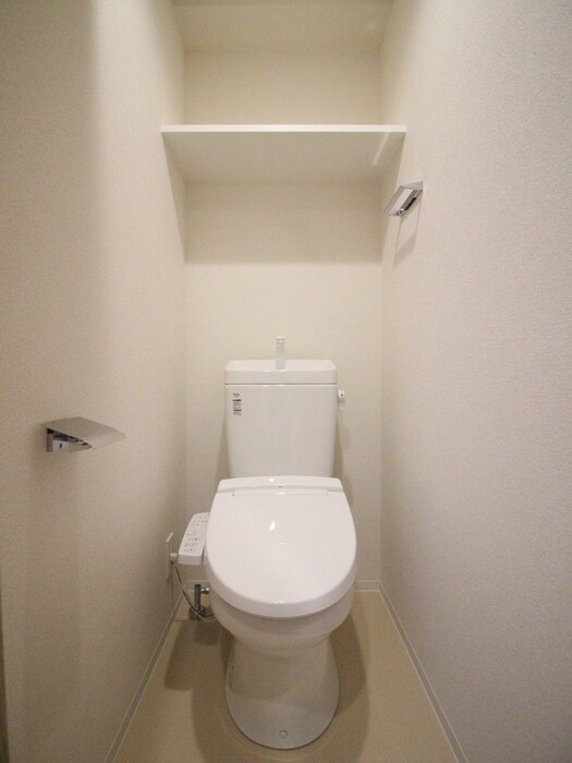 物件内観写真14　(トイレ)