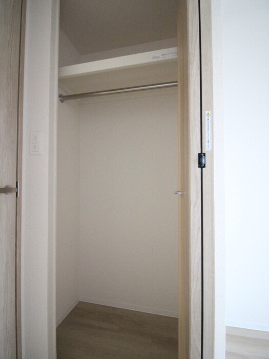 物件内観写真18　(収納)