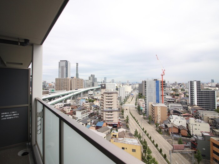 物件内観写真20　(室内からの展望)