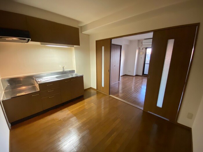 物件内観写真8　(居室)